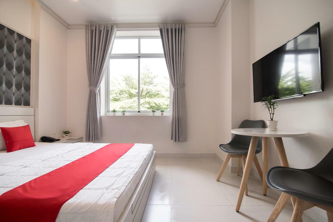 הו צ'י מין סיטי Bin Bin Hotel 4 - Near Sunrise City D7 מראה חיצוני תמונה