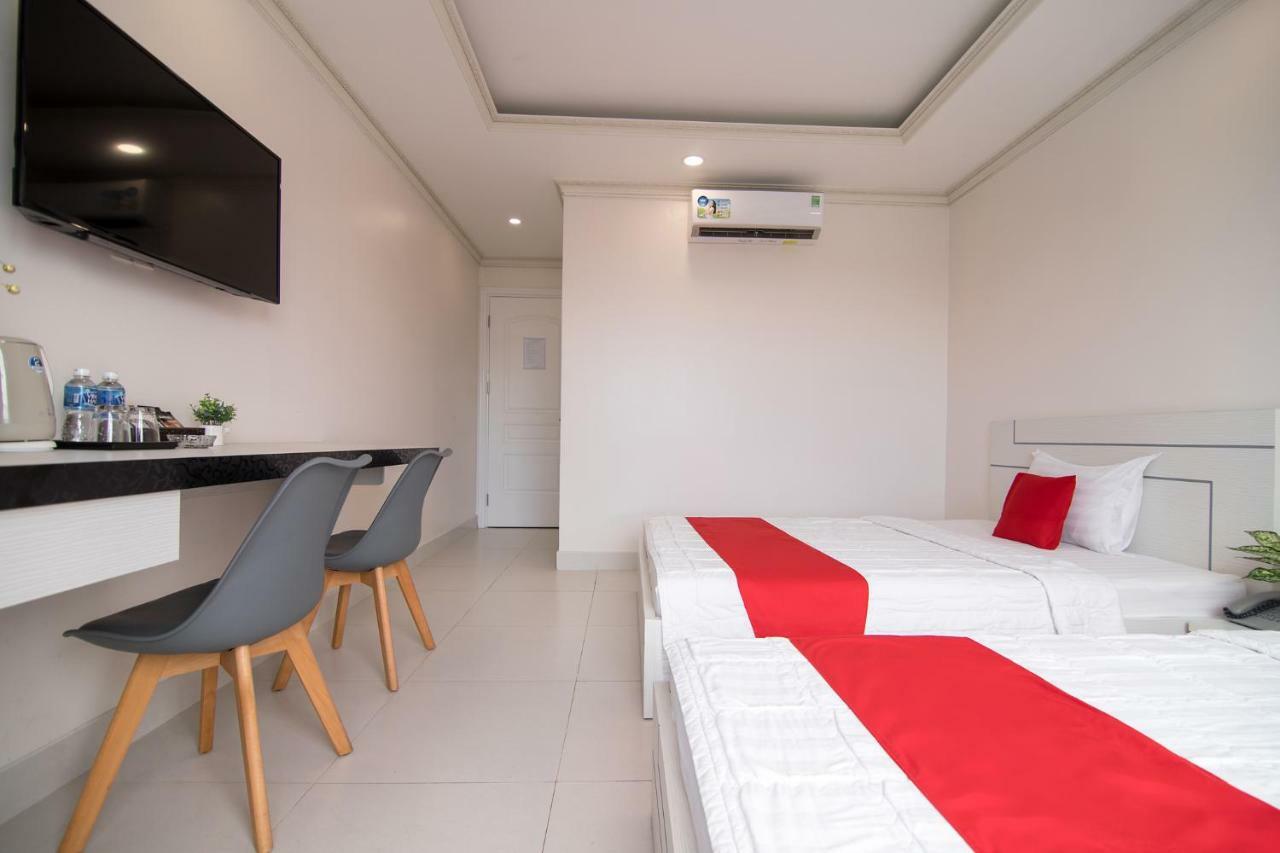 הו צ'י מין סיטי Bin Bin Hotel 4 - Near Sunrise City D7 מראה חיצוני תמונה