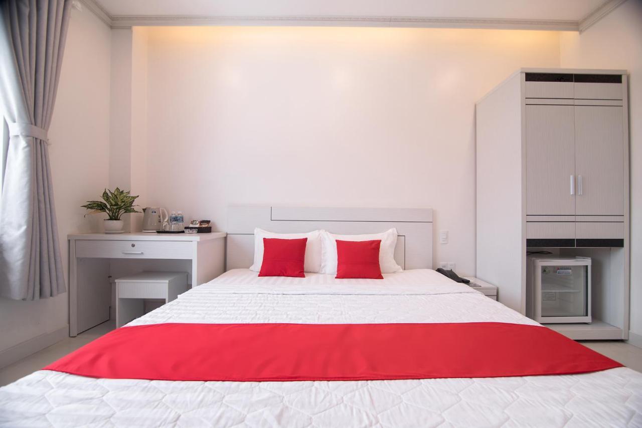 הו צ'י מין סיטי Bin Bin Hotel 4 - Near Sunrise City D7 מראה חיצוני תמונה